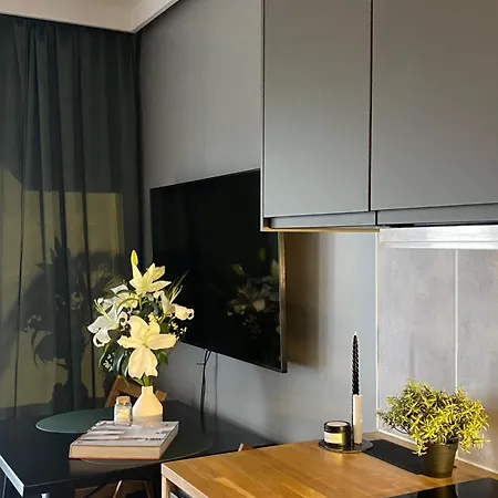 Yellow Stone Appartement *